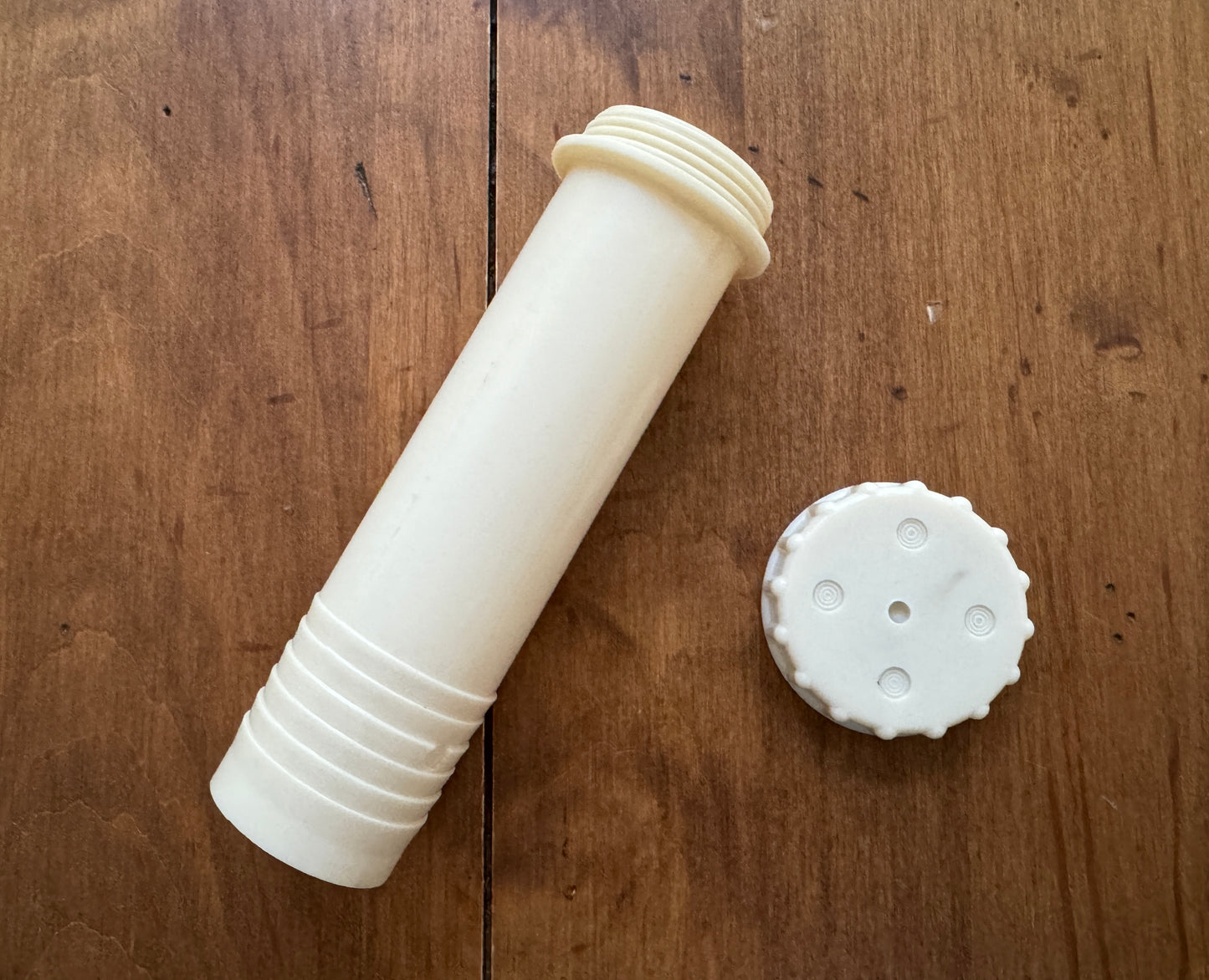 Westfalia filler tube and cap for water tank in White