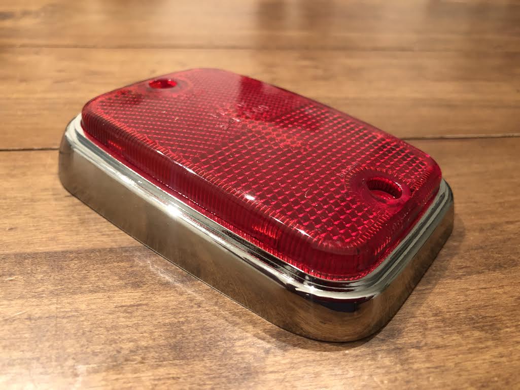 Deluxe Red/Chrome Side Marker