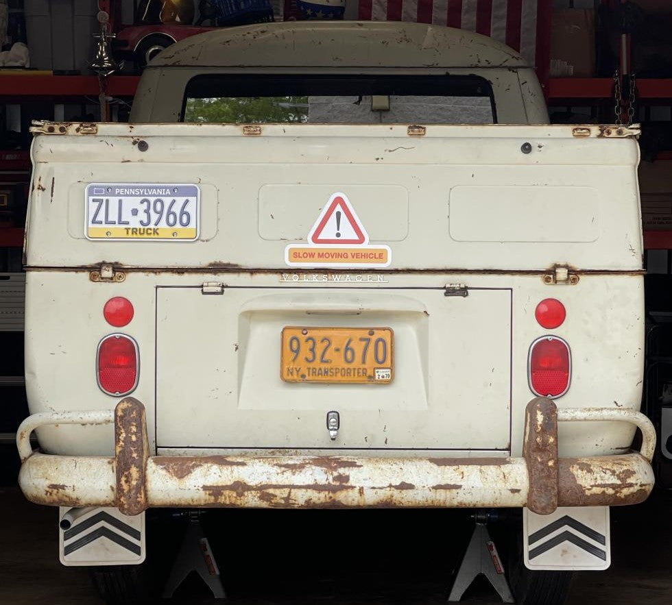 SLOW MOVING VEHICLE MAGNETIC SIGN