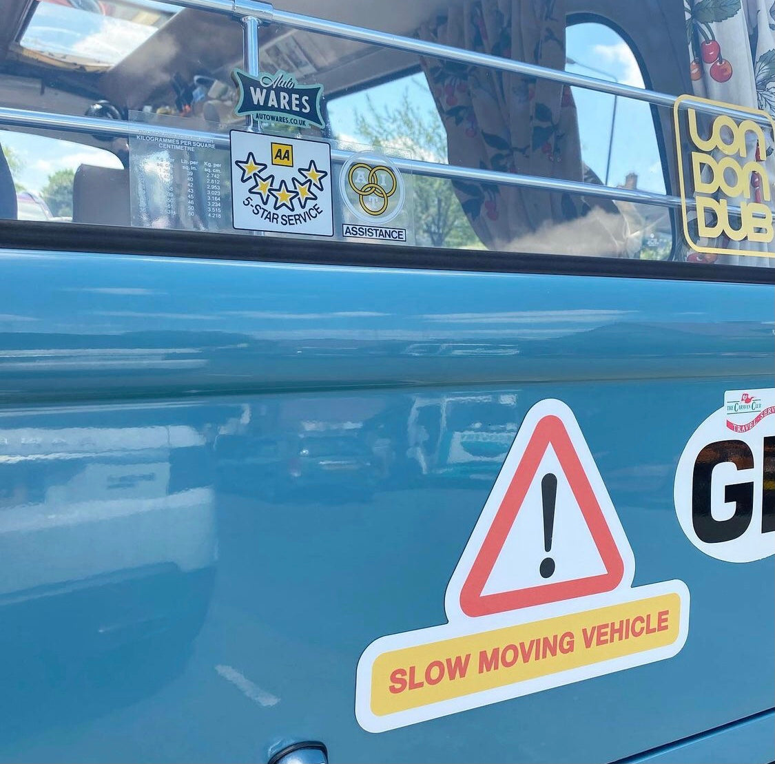 SLOW MOVING VEHICLE MAGNETIC SIGN