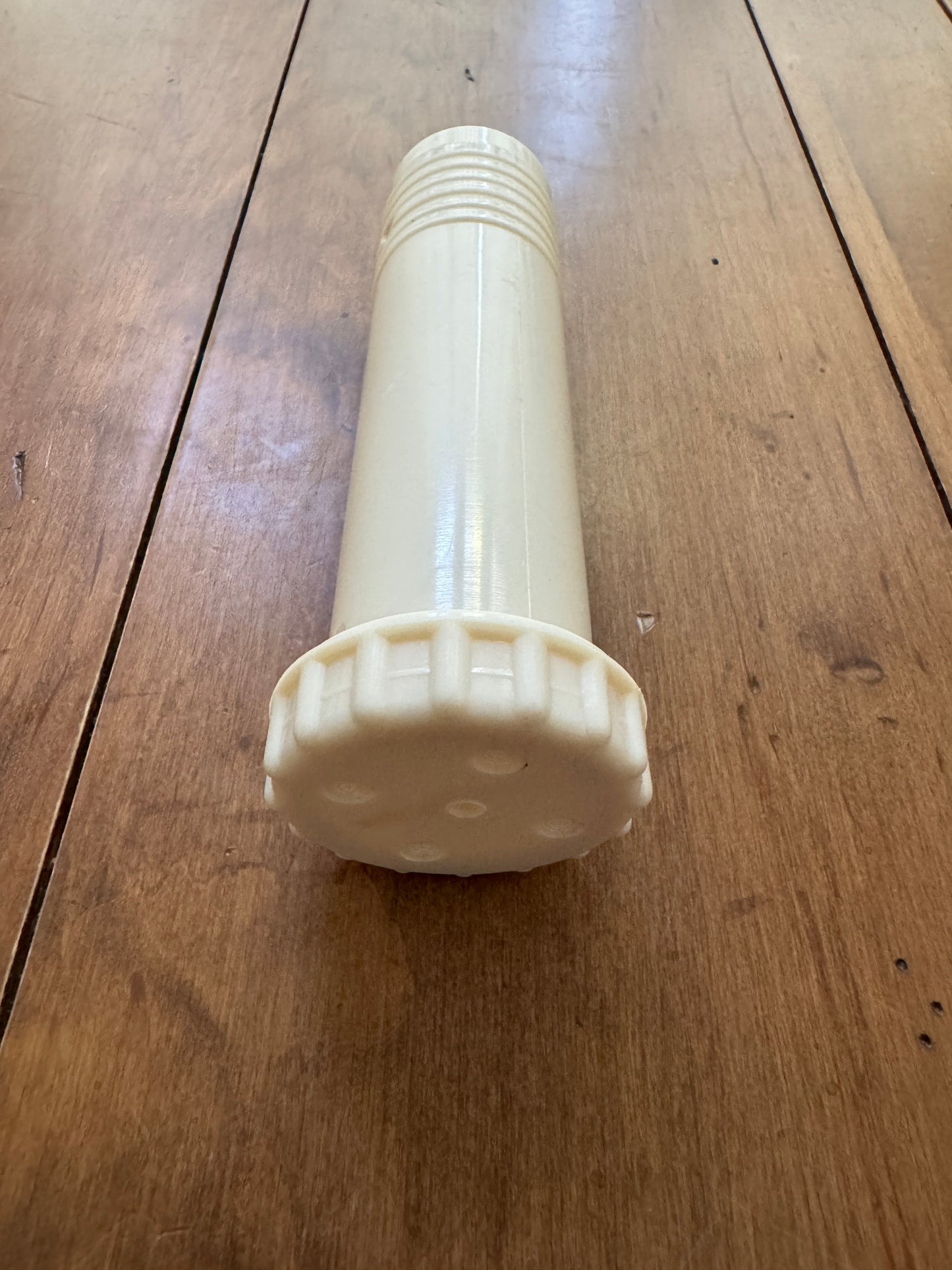 Westfalia filler tube and cap for water tank in White