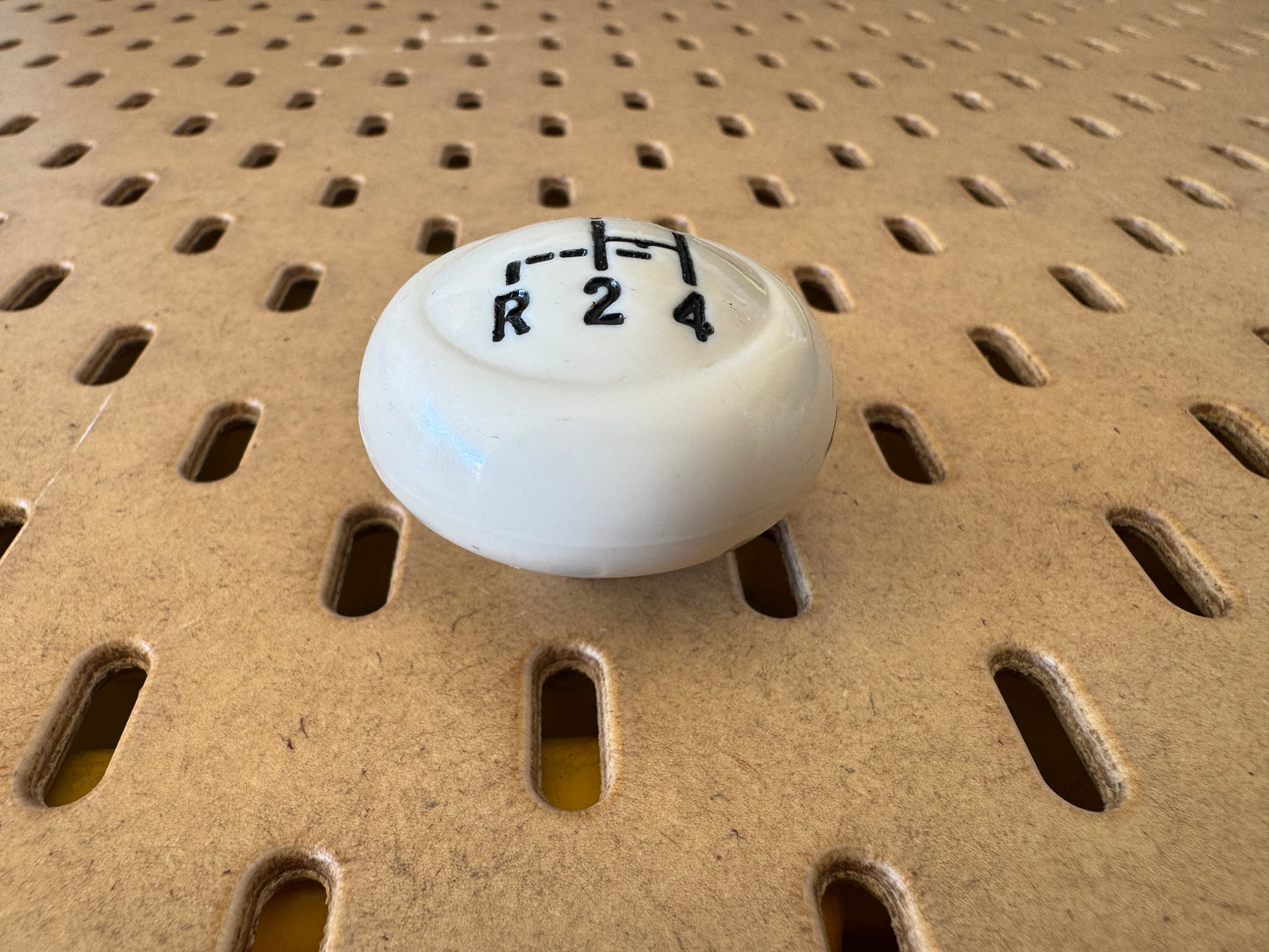 Shifter Knob Ivory - 10mm