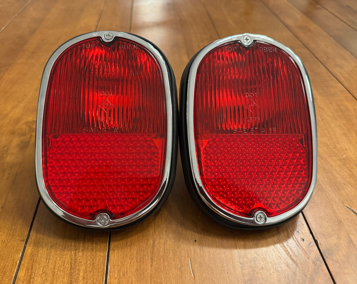 Rear Light Units USA Style SWF With Metal Housing - Pair