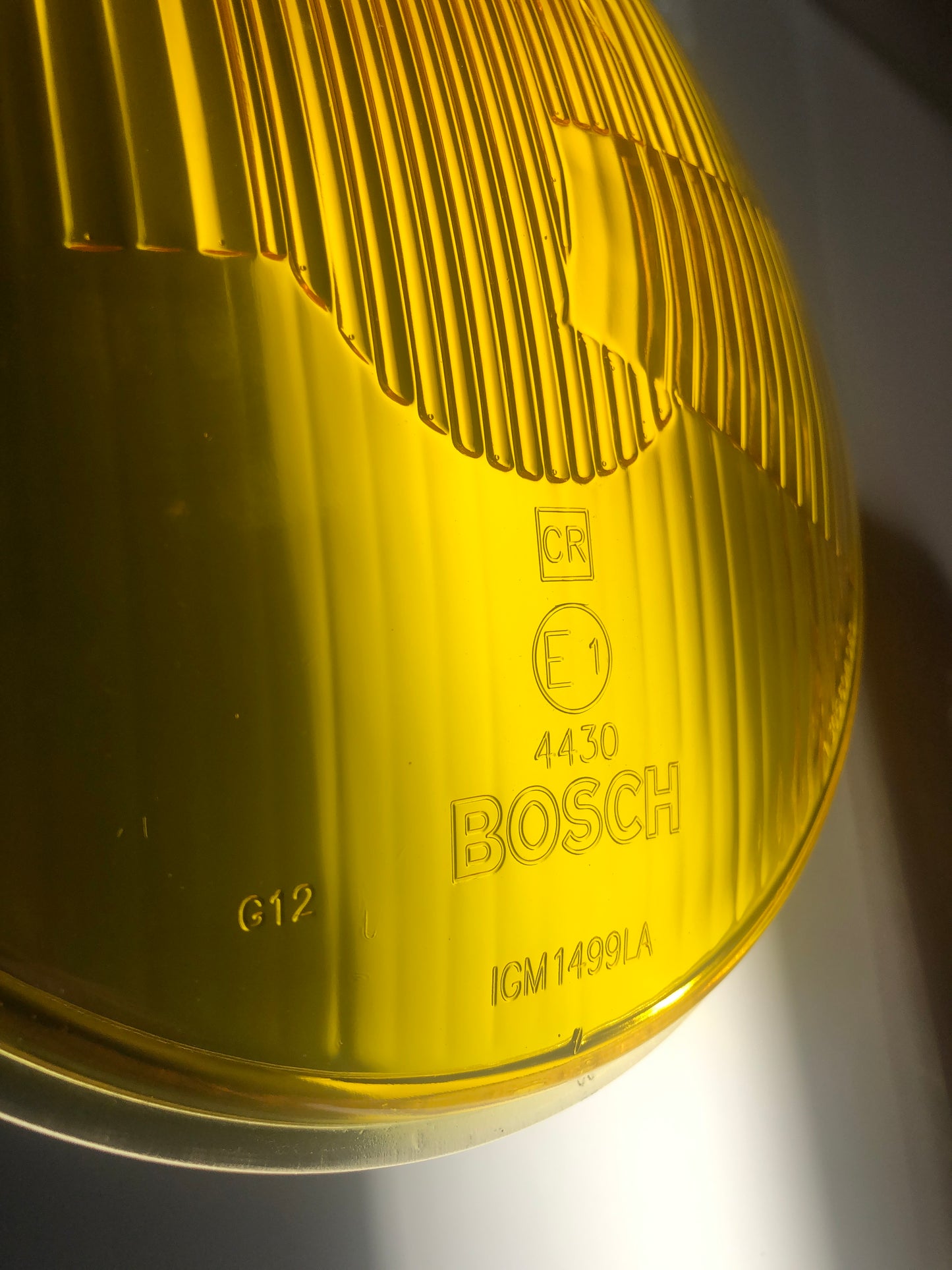 Yellow Bosch Headlamp Glass Beetle 60-67