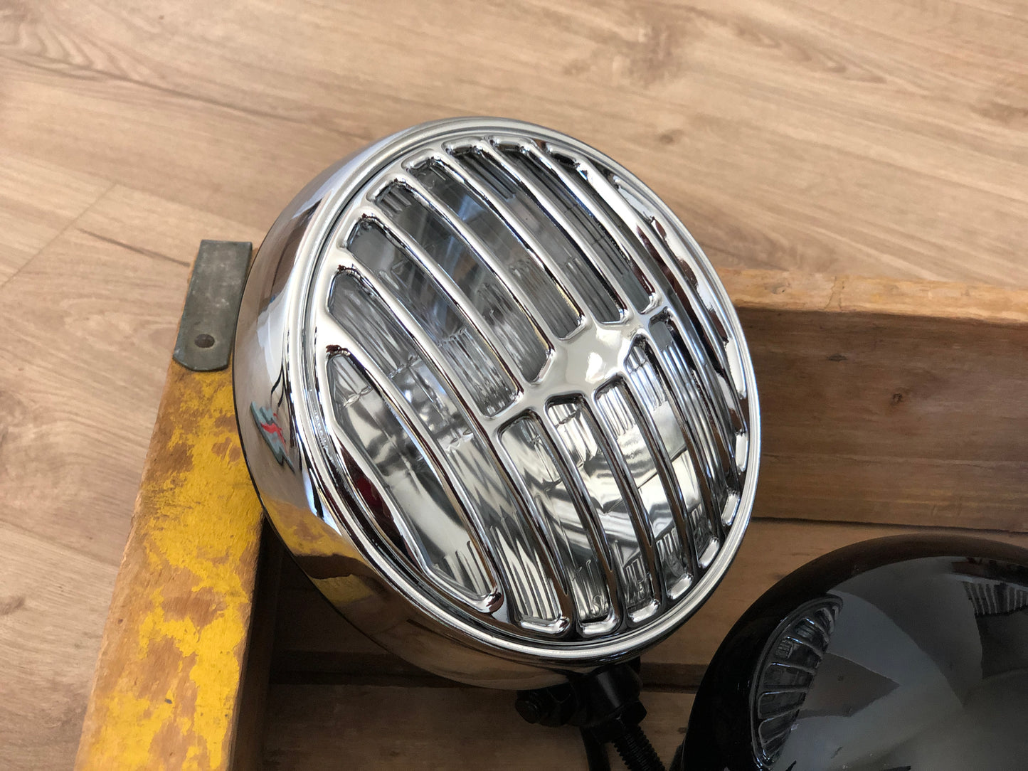 Spot Light With 356 Grilles MK2 Style - Clear